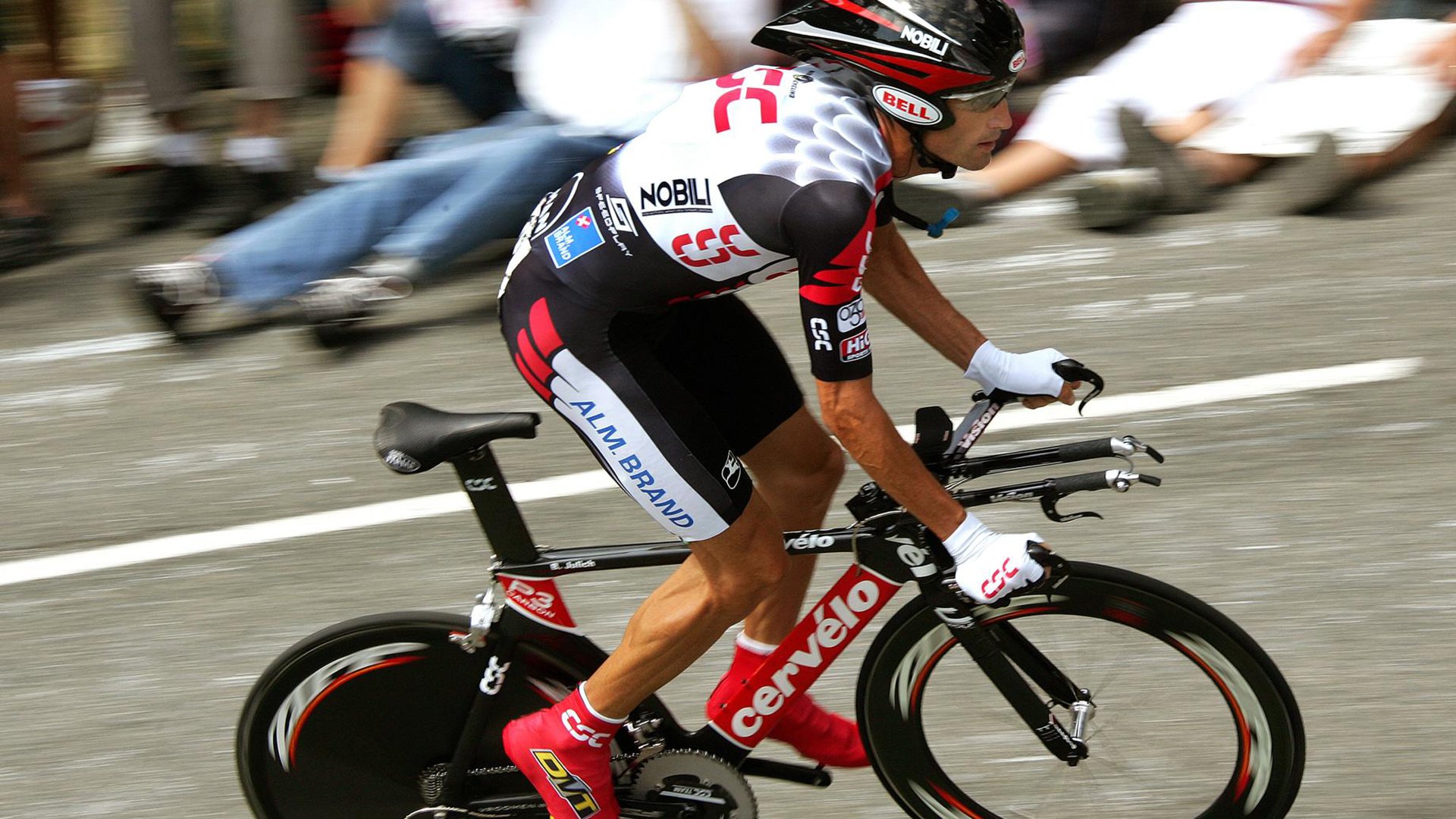 里根·史密斯赛后感谢团队支持，内森史密斯