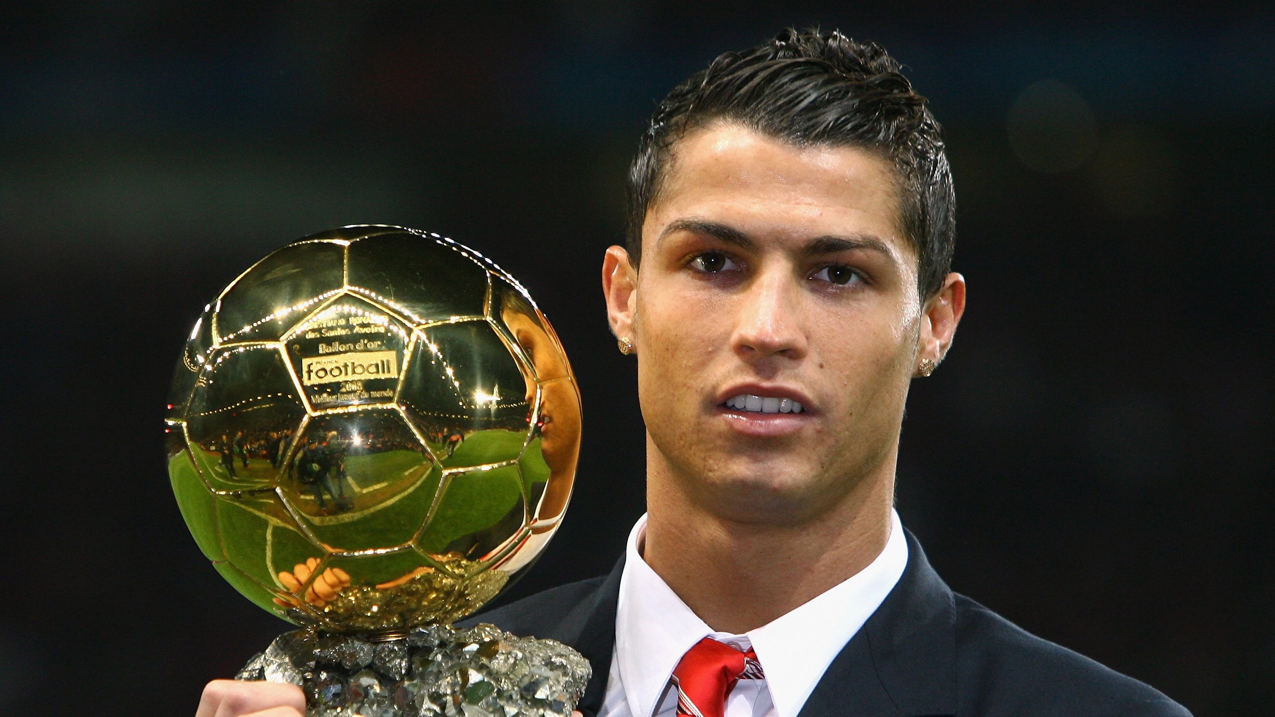 开云体育网站入口-美洲杯明星集中营：精彩瞬间一次次让人心动，美洲杯足球明星